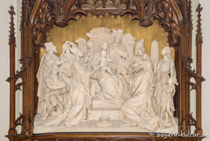 Heilig-Kreuz-Kirche - Hochrelief – Foto aus München