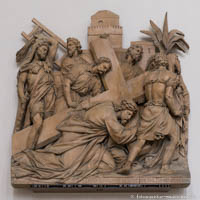 Heilig-Kreuz-Kirche - Kreuzwegstation IX. – Foto aus München