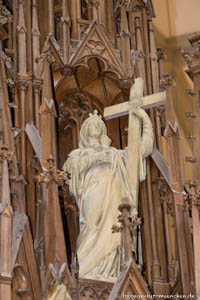 Heilig-Kreuz-Kirche - Hl. Helena – Foto aus München