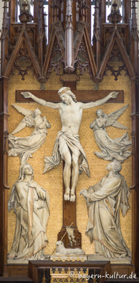 Heilig-Kreuz-Kirche - Hauptaltar – Foto aus München