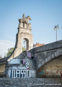 Graffiti - Wittelsbacherbrücke – Foto aus München
