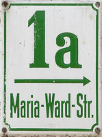 Hausnummer Maria-Ward-Straße – Foto aus München