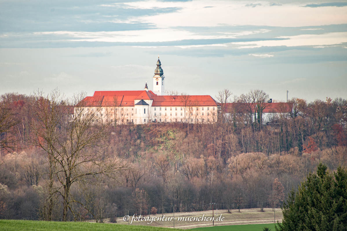 Kloster Attel