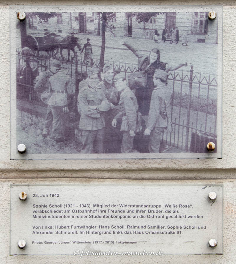 Gedenktafel - Geschwister Scholl
