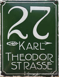 Hausnummer - Karl-Theodor-Straße – Foto aus München