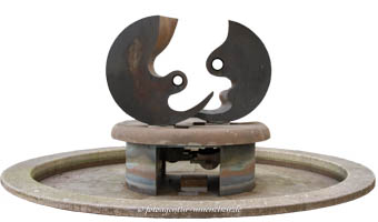 Ying-Yang-Brunnen – Foto aus München