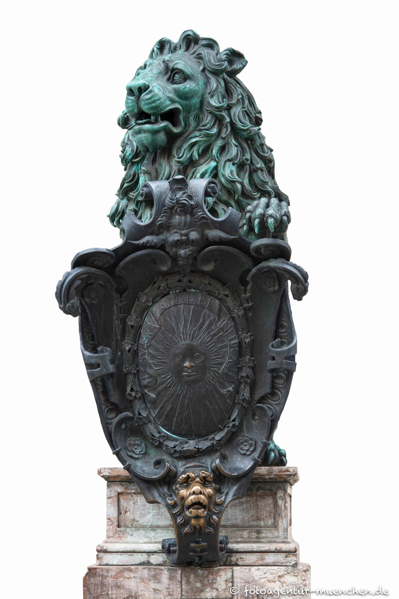 Portal-Löwe 2 - Justitia
