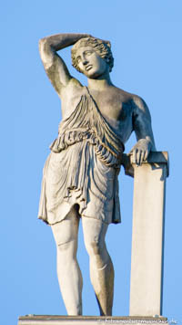 Villa Stuck - Figur – Foto aus München