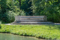Steinerne Bank – Foto aus München