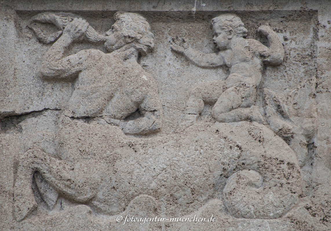 Folgsamkeit – Denkmal/Kunstwerk in München