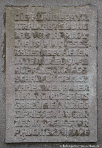 Obelisk in ehemaliger Maximilian-II-Kaserne – Foto aus München