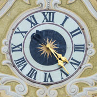Münchenstift - Haus St. Martin - Uhr – Foto aus München