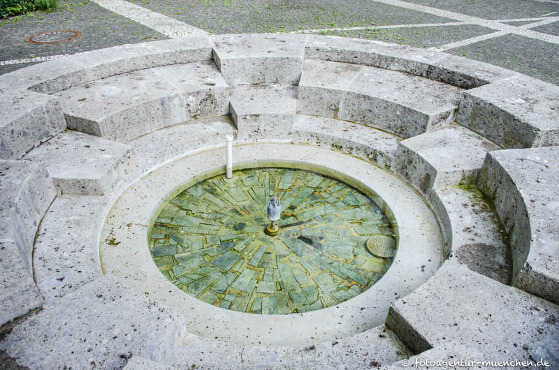 Quellbrunnen – Denkmal/Kunstwerk in München