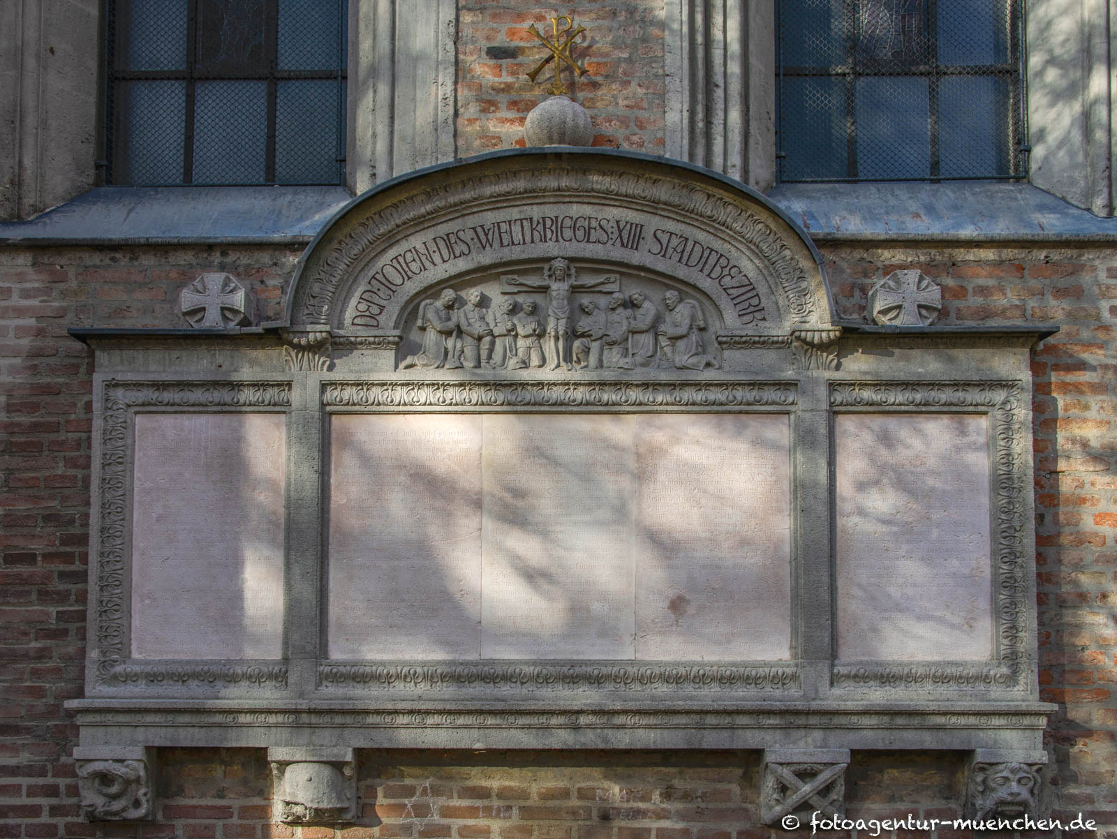 Kriegergedenktafel - Sankt-Anna-Pfarrkirche