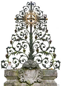 Schmiedeisenkreuz - Waldfriedhof – Foto aus München
