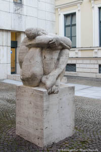 Uhlig Wilhelm - Hockende