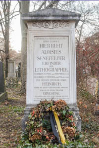 Grab - Alois Senefelder – Foto aus München