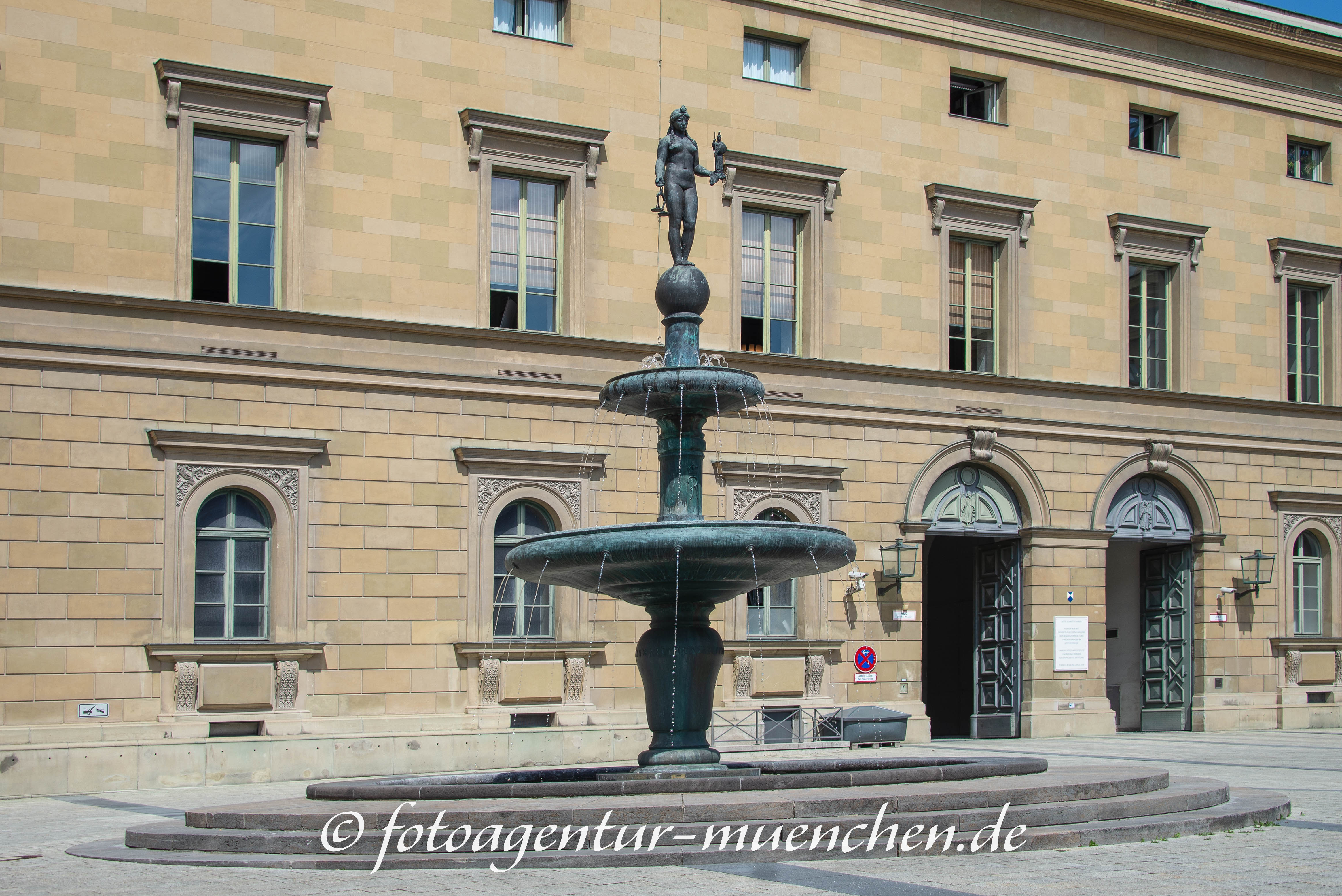 Kronprinz-Rupprecht-Brunnen