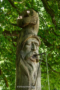 Holztrogbrunnen „Wasserspeiender Faun“  – Foto aus München