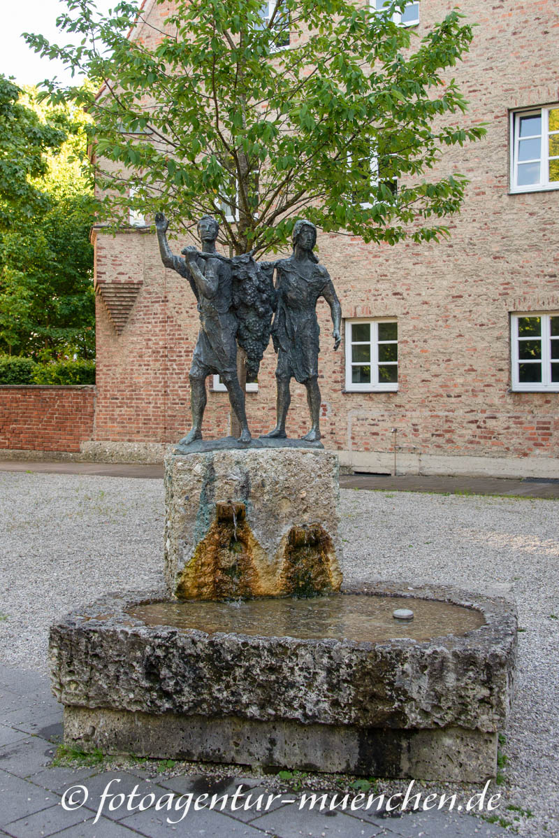 Kundschafterbrunnen – Denkmal/Kunstwerk in München
