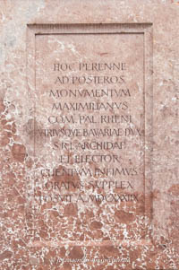 Mariensäule - Inschrift 1 – Foto aus München