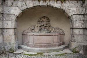 Grottenbrunnen – Foto aus München