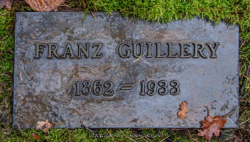 Grab -  Franz Guillery – Foto aus München
