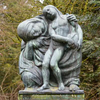 Kunstwerk - Waldfriedhof – Foto aus München
