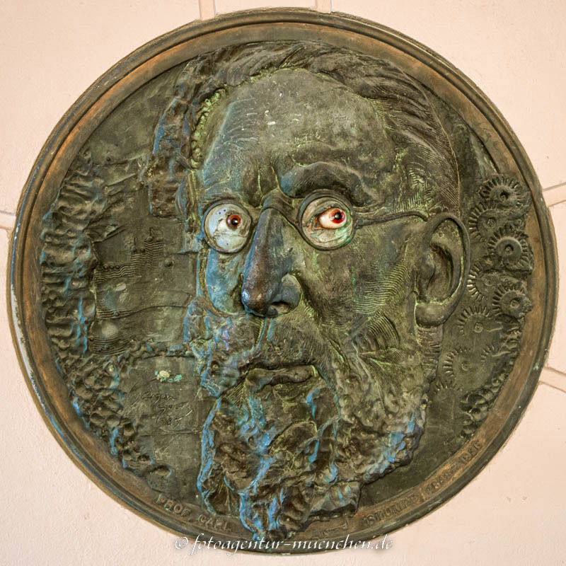 Prof. Carl Stumpf
