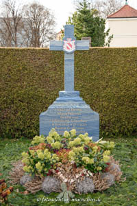 Grab - Beatrix von Schönburg-Glauchau  – Foto aus München