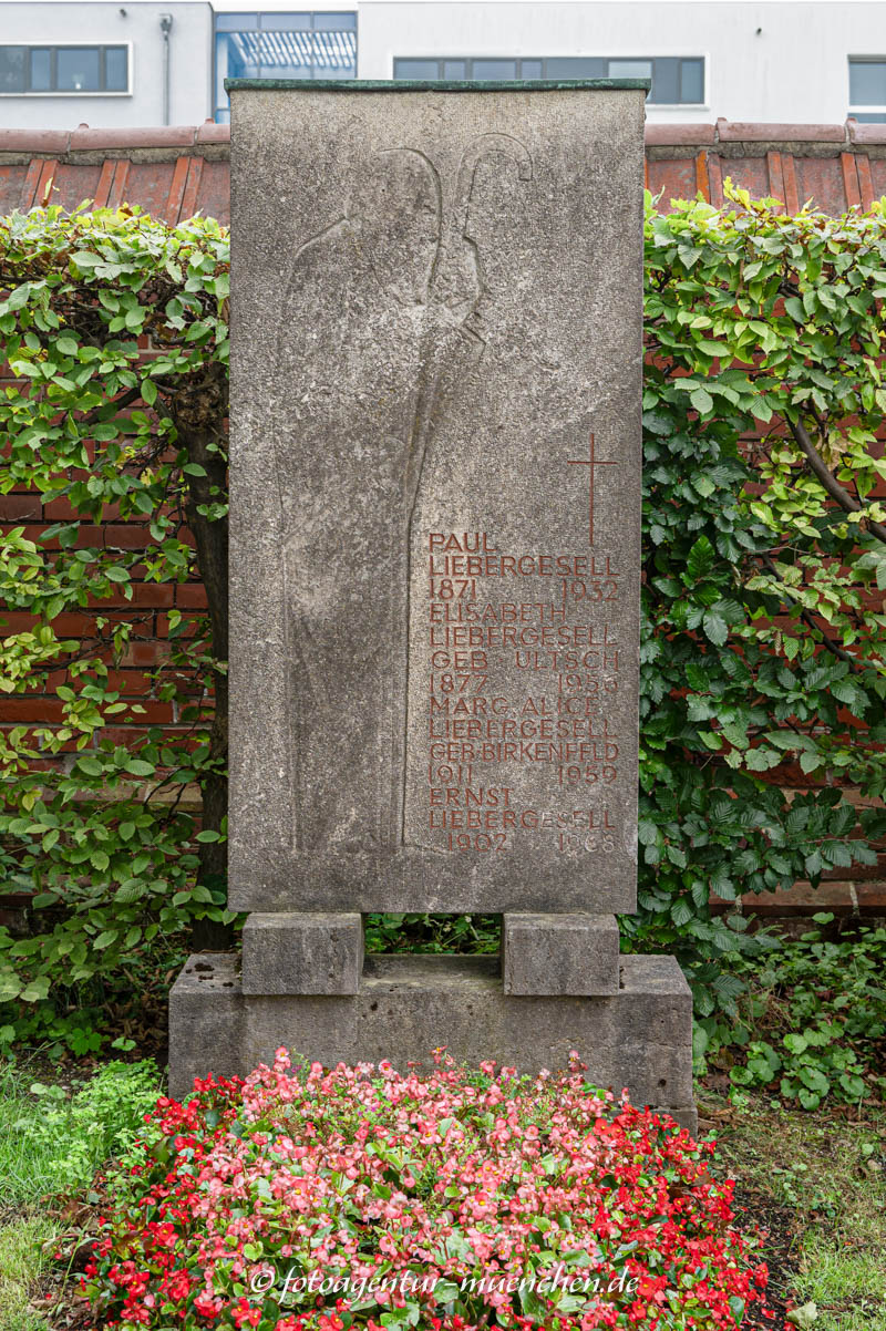 Grab - Ernst Liebergesell