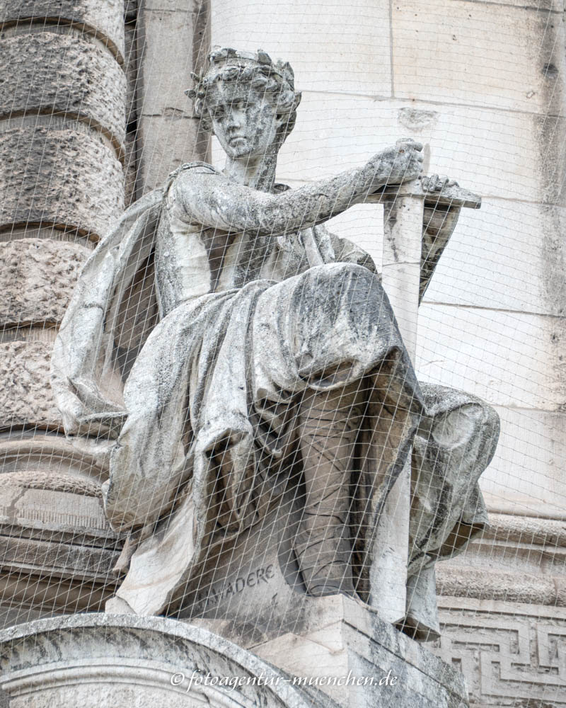 Exekutive – Denkmal/Kunstwerk in München