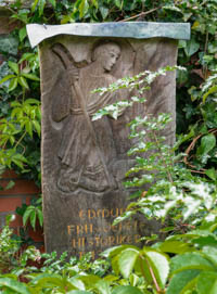 Grab - Edmund Freiherr von Oefele  – Foto aus München