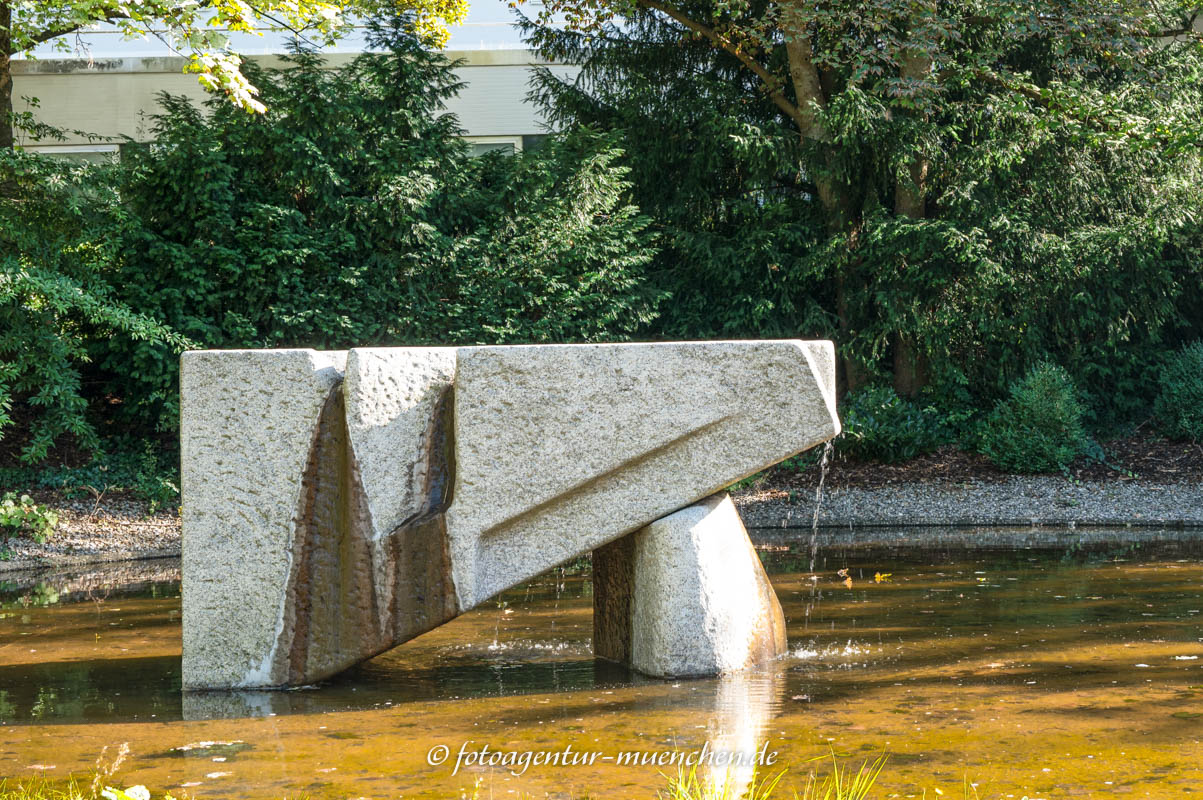 Brunnen – Denkmal/Kunstwerk in München