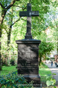 Grab - Wilhelm Heinrich von Riehl – Foto aus München