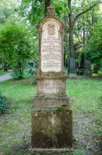 Grab - Karl Euler-Chelphin – Foto aus München