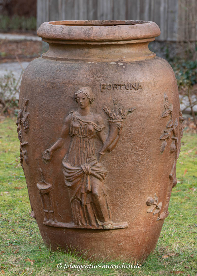Vase - Fortuna/Merkur – Denkmal/Kunstwerk in München