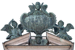 Inschrift - Patrona Boiariae – Foto aus München