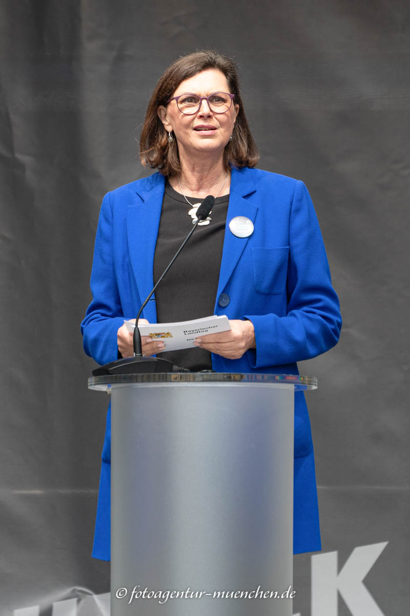 Rückkehr der Namen - Ilse Aigner