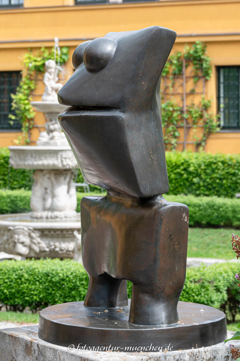 Der Frosch – Denkmal/Kunstwerk in München