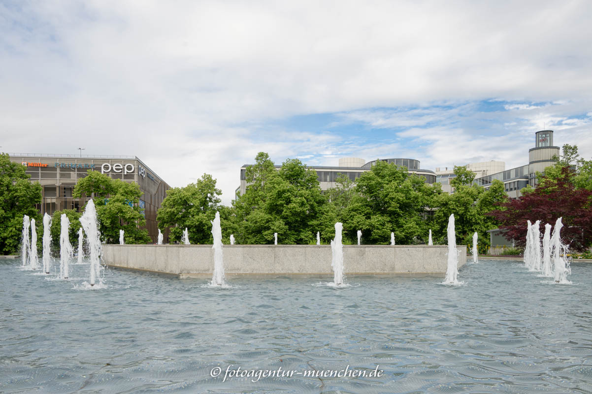 Kaskadenbrunnen – Denkmal/Kunstwerk in München