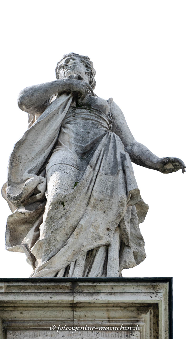 Verteidigung    – Denkmal/Kunstwerk in München