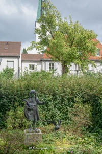 Mädchen mit Gans – Foto aus München