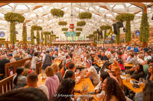 Hofbräu-Festzelt – Foto aus München