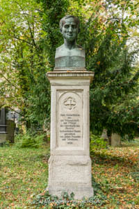 Grab - Johann von Seuffert – Foto aus München