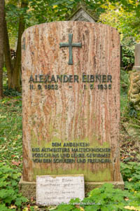 Grab - Alexander Eibner – Foto aus München