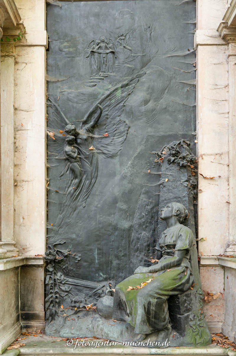 Bronzerelief – Denkmal/Kunstwerk in München