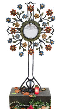 Grabkreuz - Friedhof Haidhausen – Foto aus München