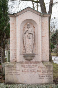 Grab - Franz Xaver Meiller – Foto aus München