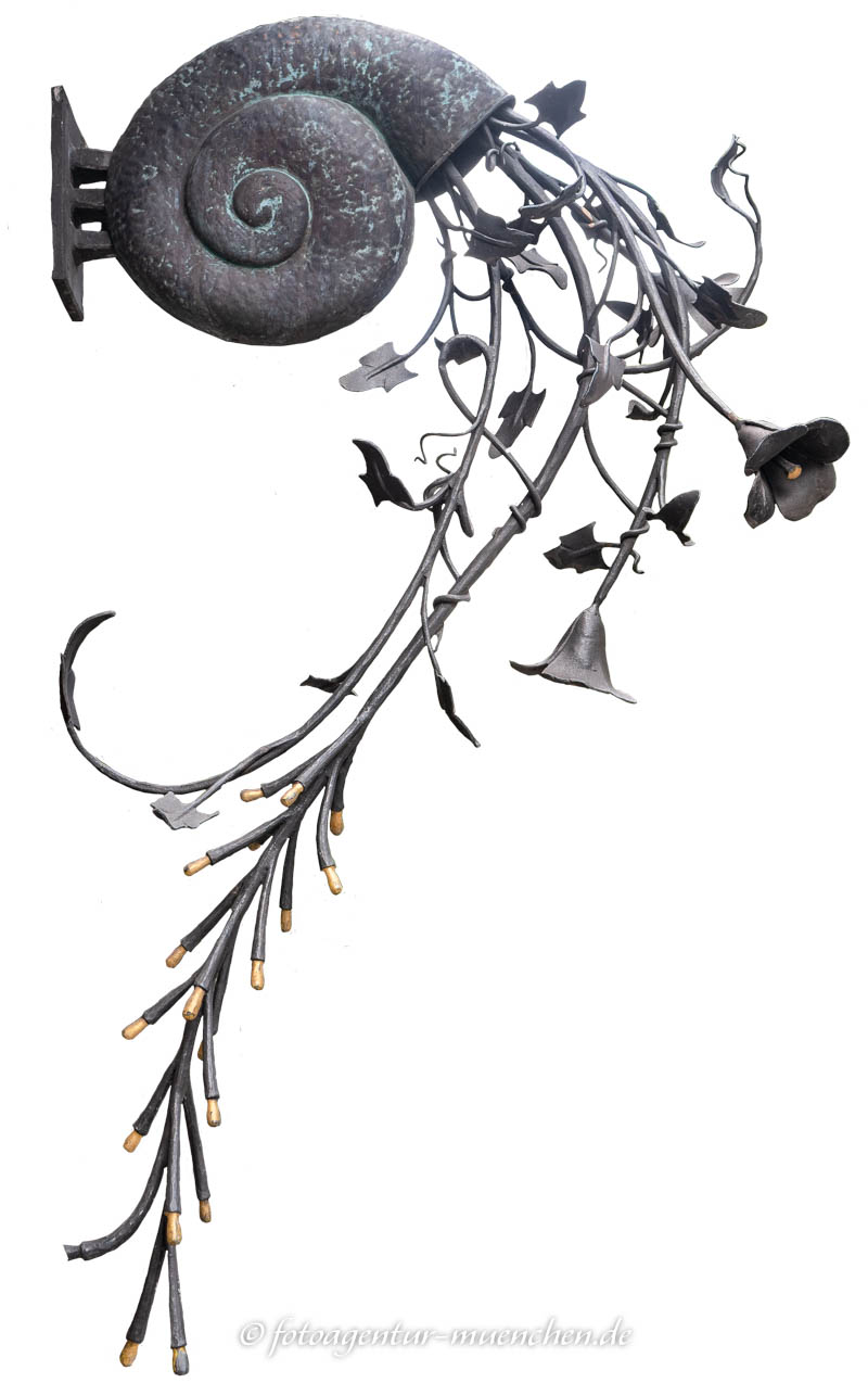 Nasenschild - Blumen, die leben – Denkmal/Kunstwerk in München